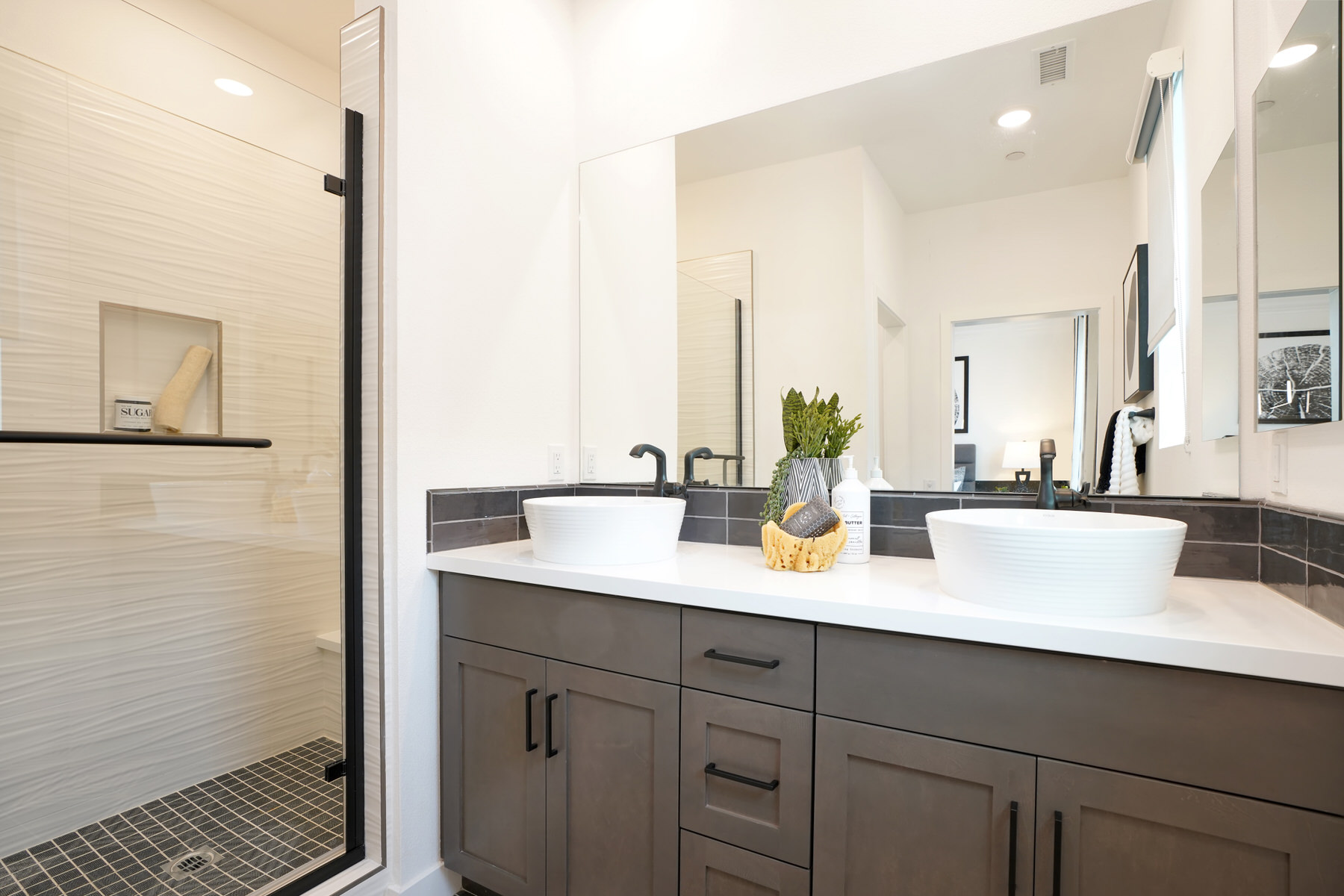 Primary Bath in Plan 1 at Townes at Magnolia by Melia Homes in Anaheim, CA